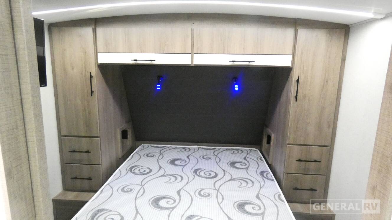 A photo of this 2025 Grand Design IMAGINE 3210BH