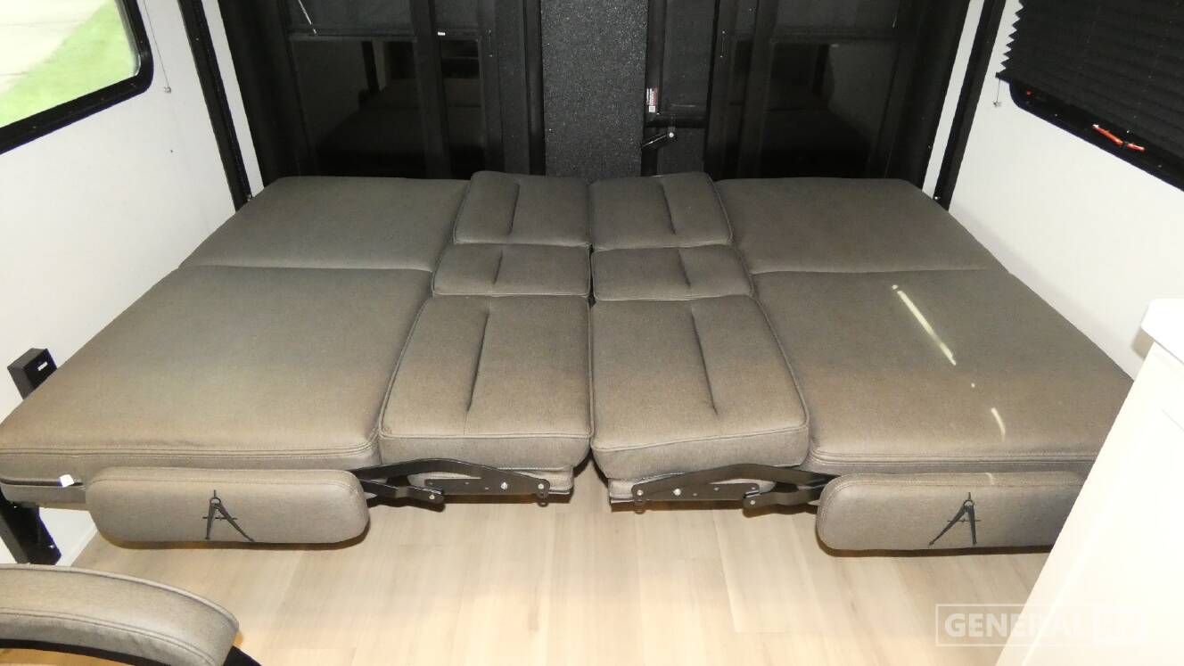 A photo of this 2026 Grand Design Momentum G-Class 21G