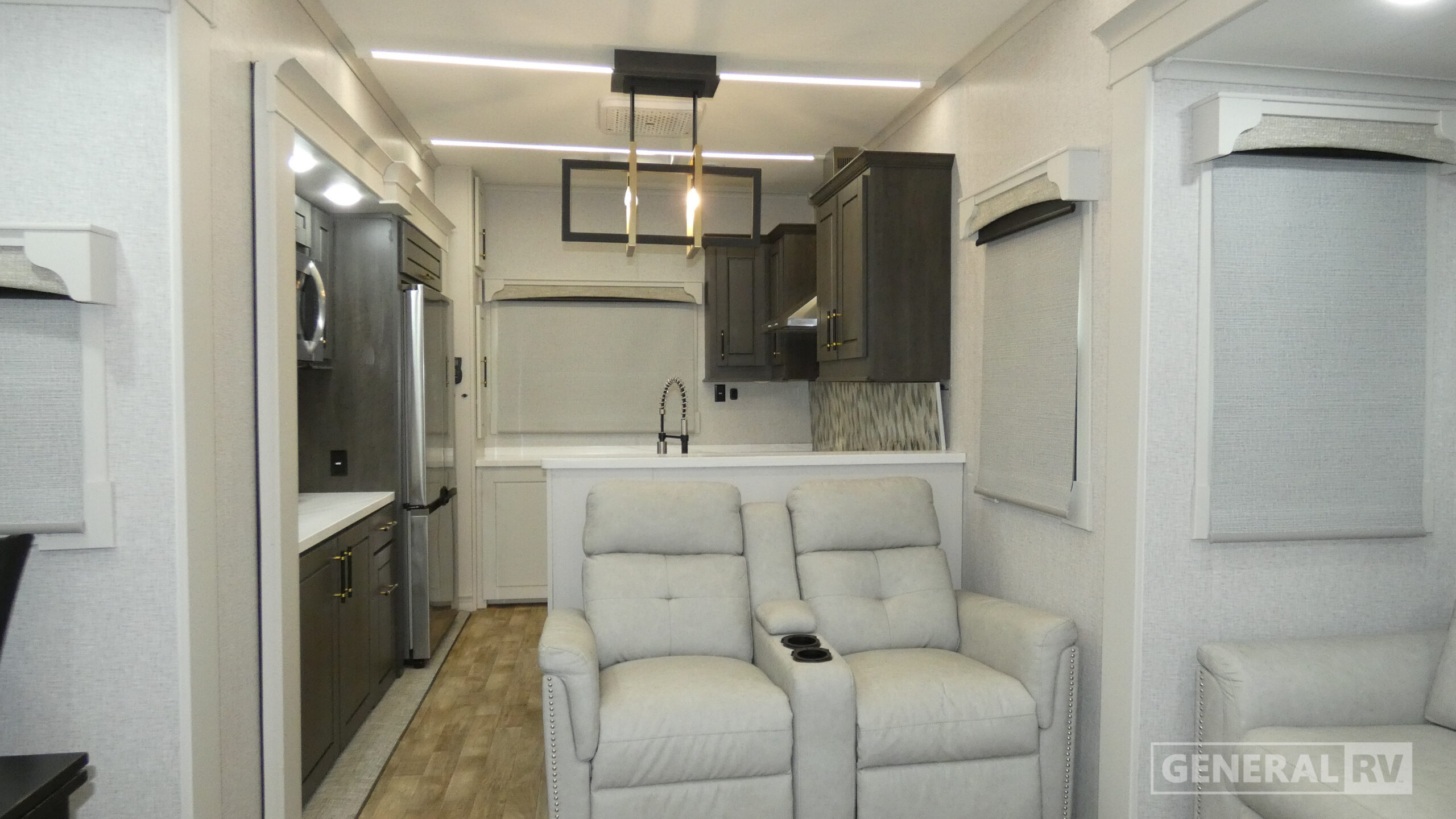 2024 Crossroads Rv REDWOOD 4001LK in orange park FL