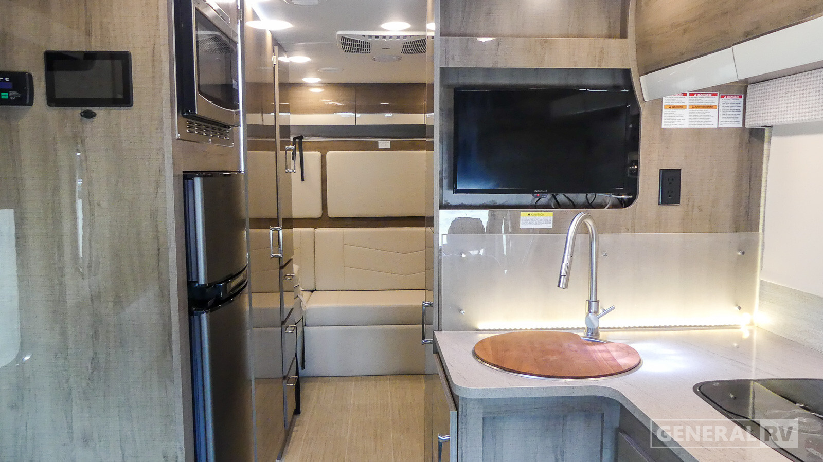 2023 Jayco Melbourne Prestige 24NP in winter garden FL