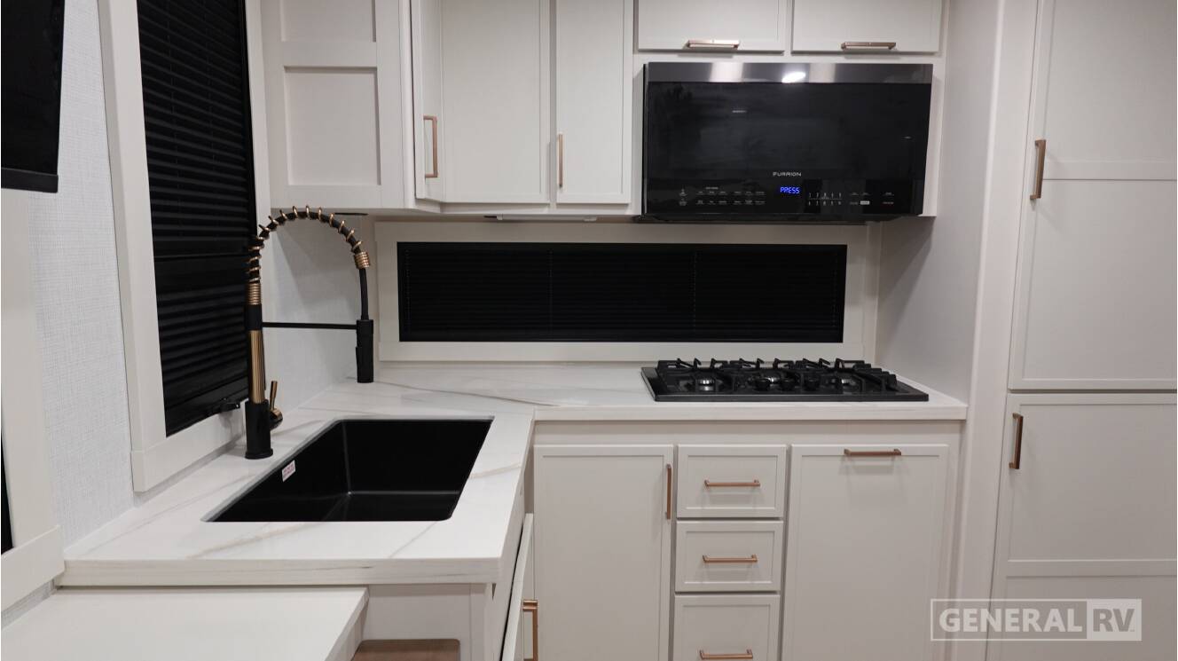 A photo of this 2026 Brinkley MODEL I 275