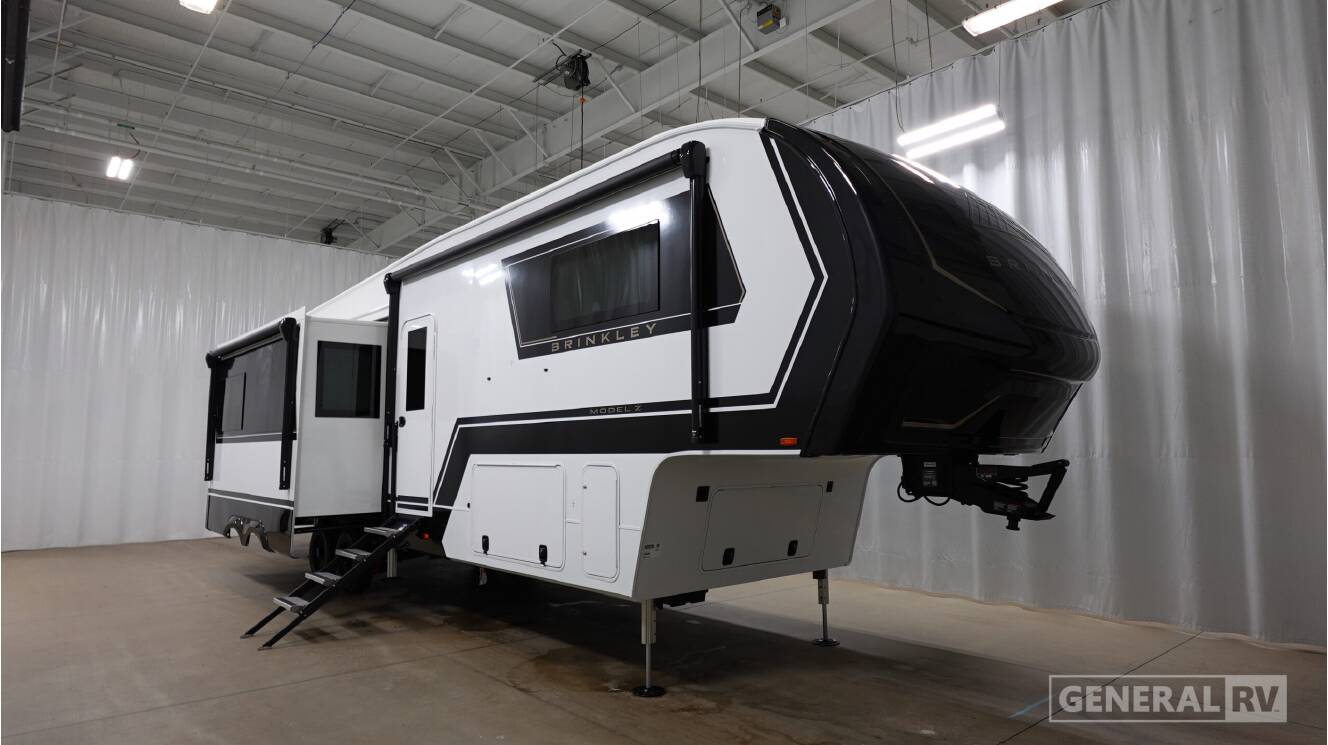 A photo of this 2027 Brinkley MODEL Z 3515