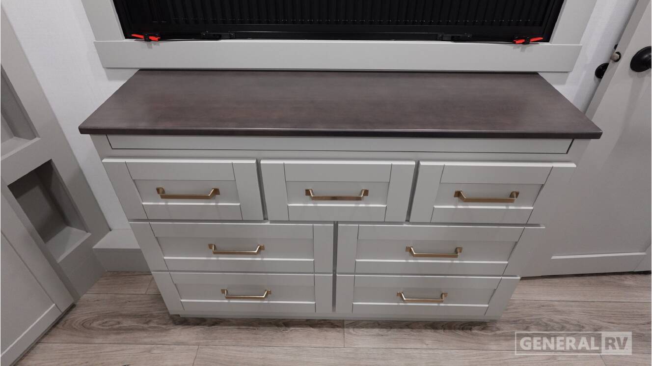 A photo of this 2027 Brinkley MODEL Z 3515