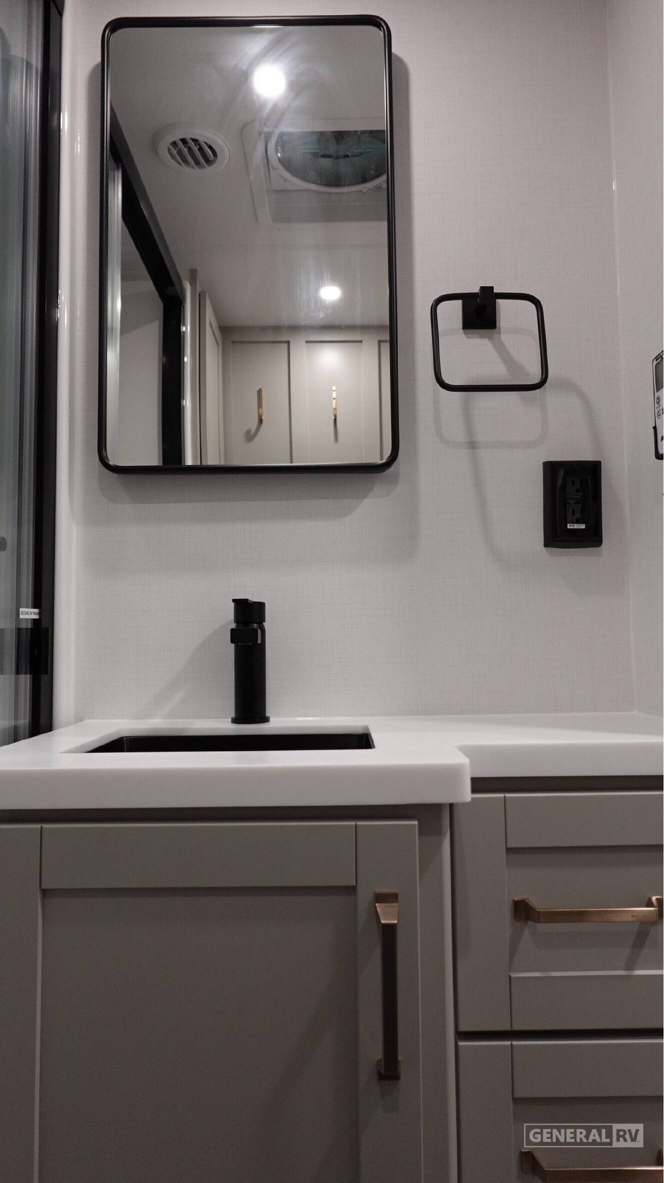 A photo of this 2027 Brinkley MODEL Z 3515