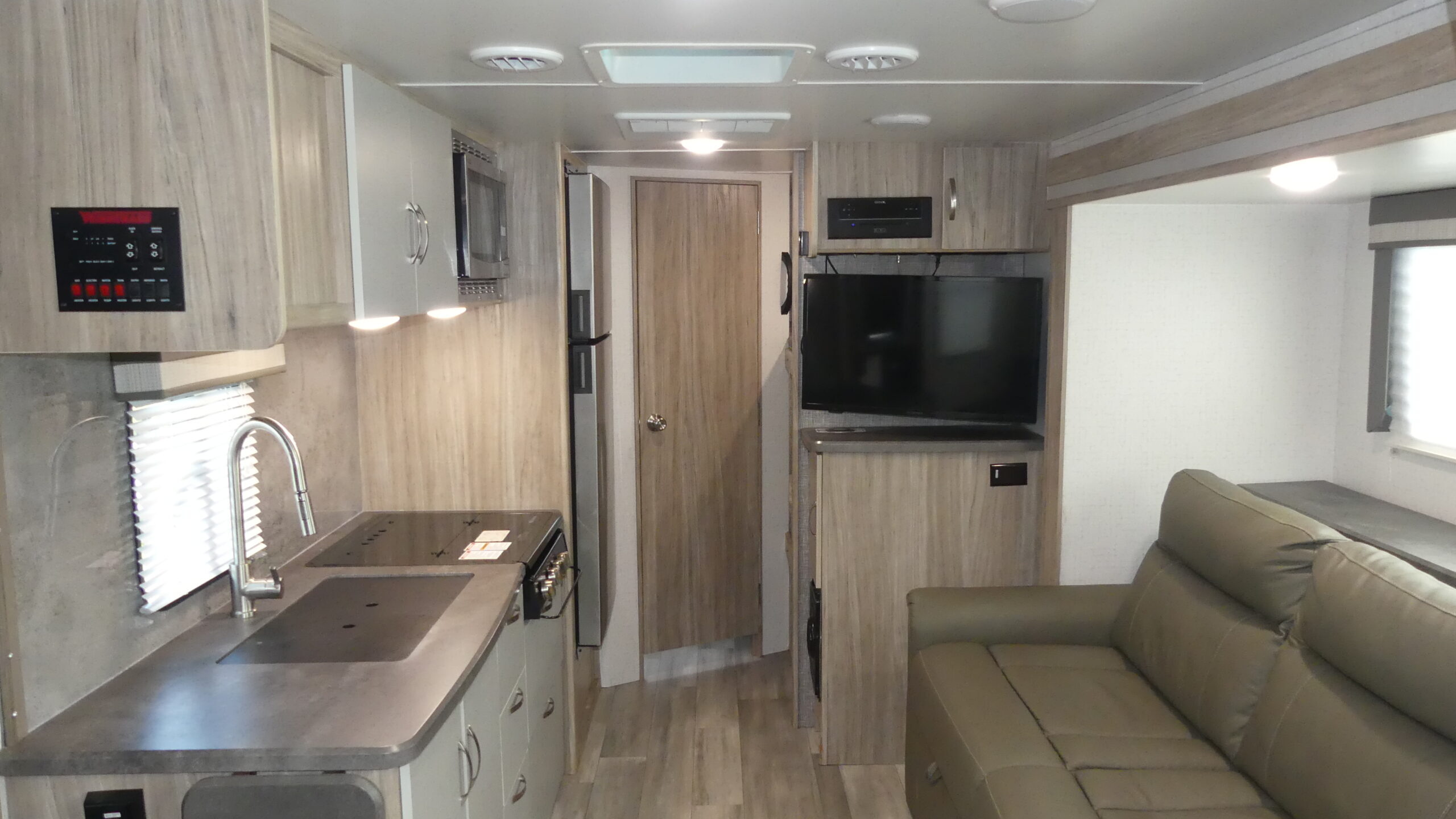 2022 Winnebago MICRO MINNIE 2306BHS in fort myers FL