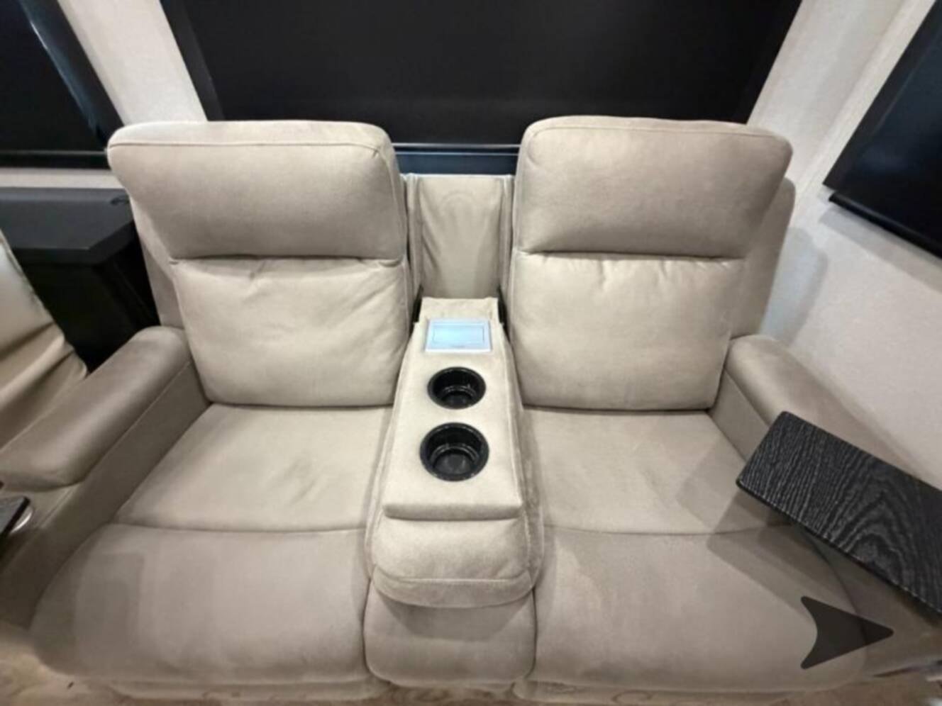 A photo of this 2026 Jayco Seismic 395