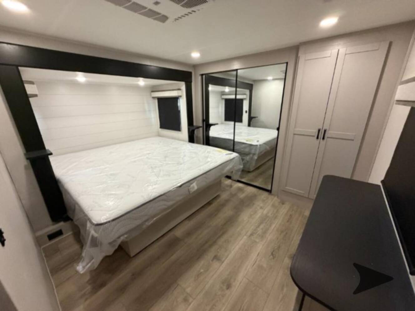 A photo of this 2026 Jayco Seismic 395