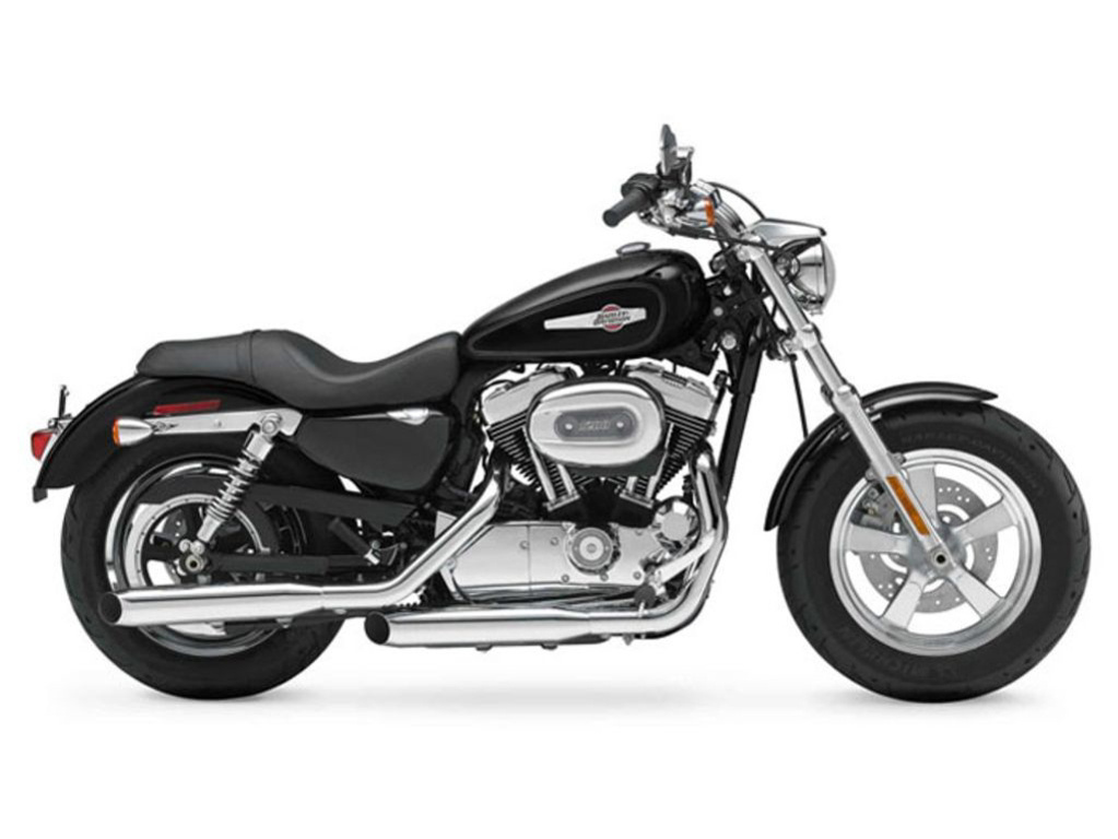 2012 Harley-Davidson XL1200C - Sportster 1200 Custom in Alton, IL