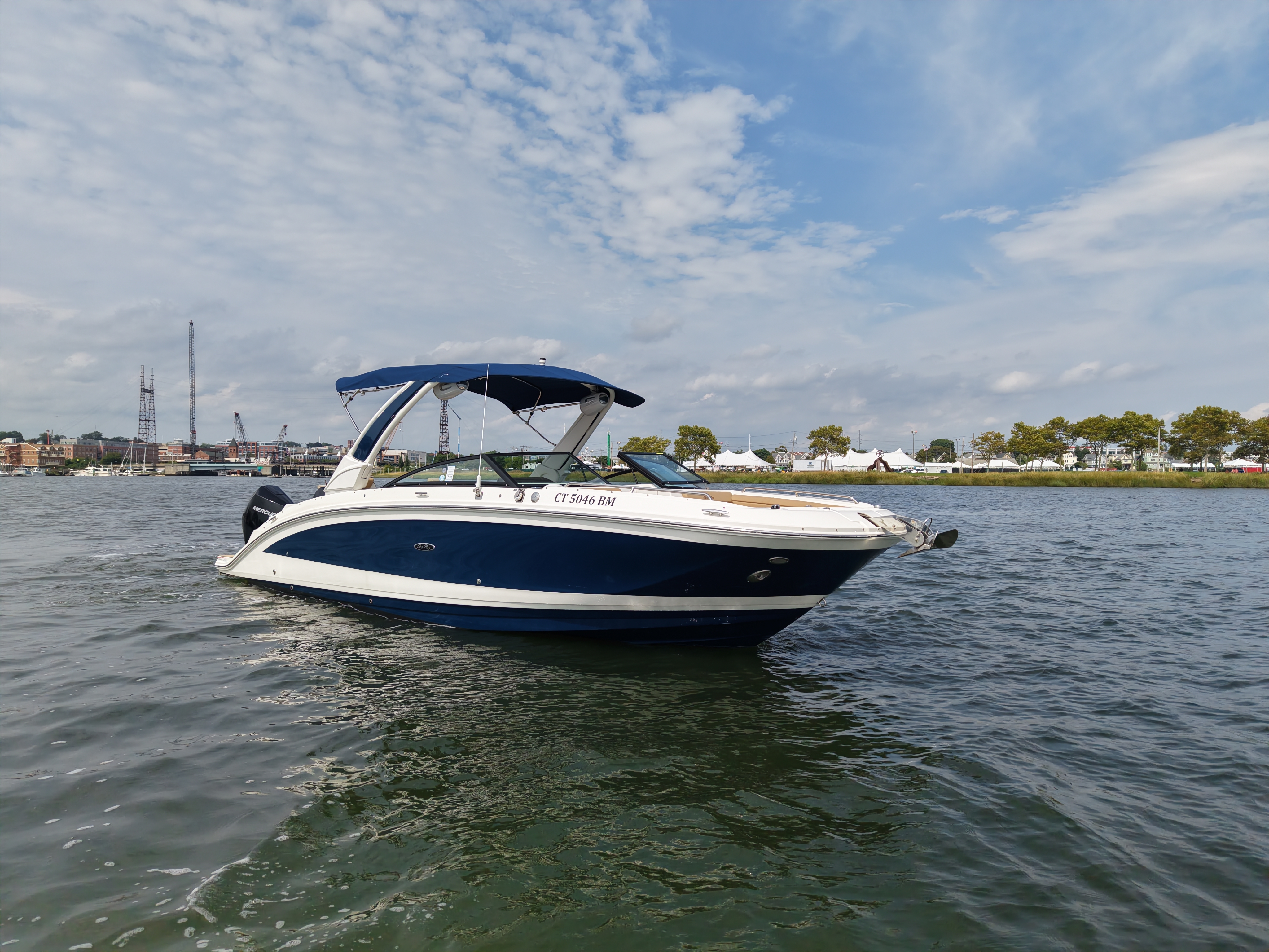 2022 Sea Ray 290 SDX OUTBOARD 290 OUTBOARD in norwalk CT