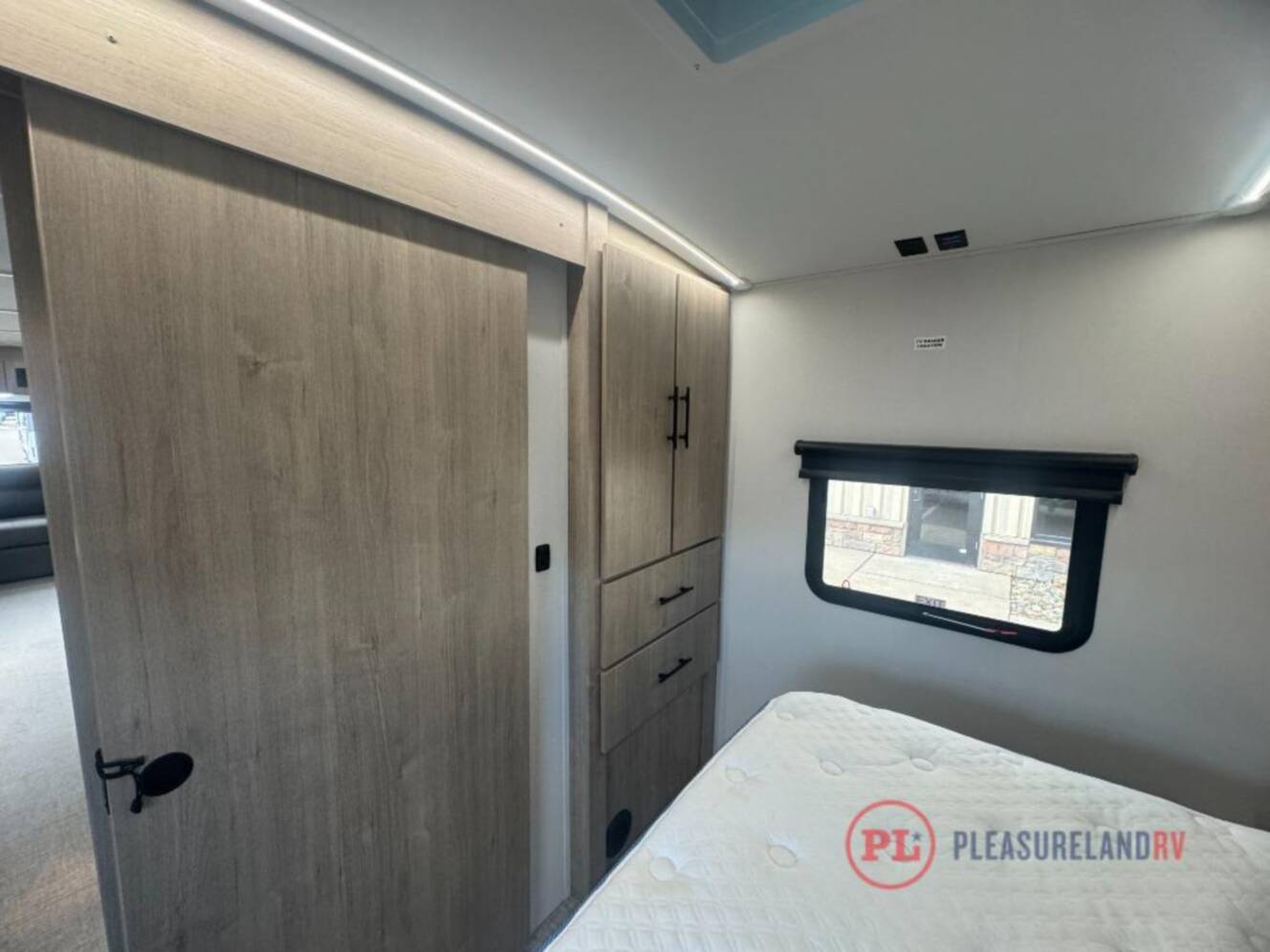 A photo of this 2025 Grand Design Imagine 2970RL