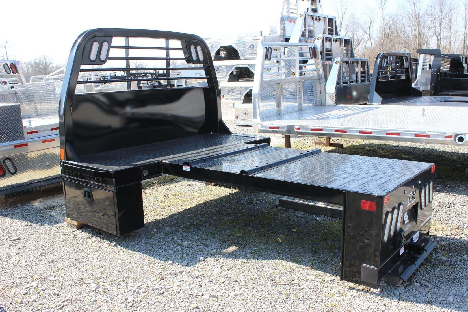 2021 CM TRAILERS HS-102/94/58/42 9.4 DUAL WHEEL CHASSIS in Mount Vernon, IL
