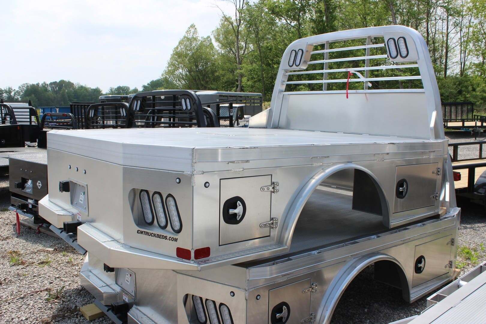 2022 CM TRAILERS ALSK-102/97/58/42 8.6 DUAL WHEEL LONGBED DODGE in Mount Vernon, IL