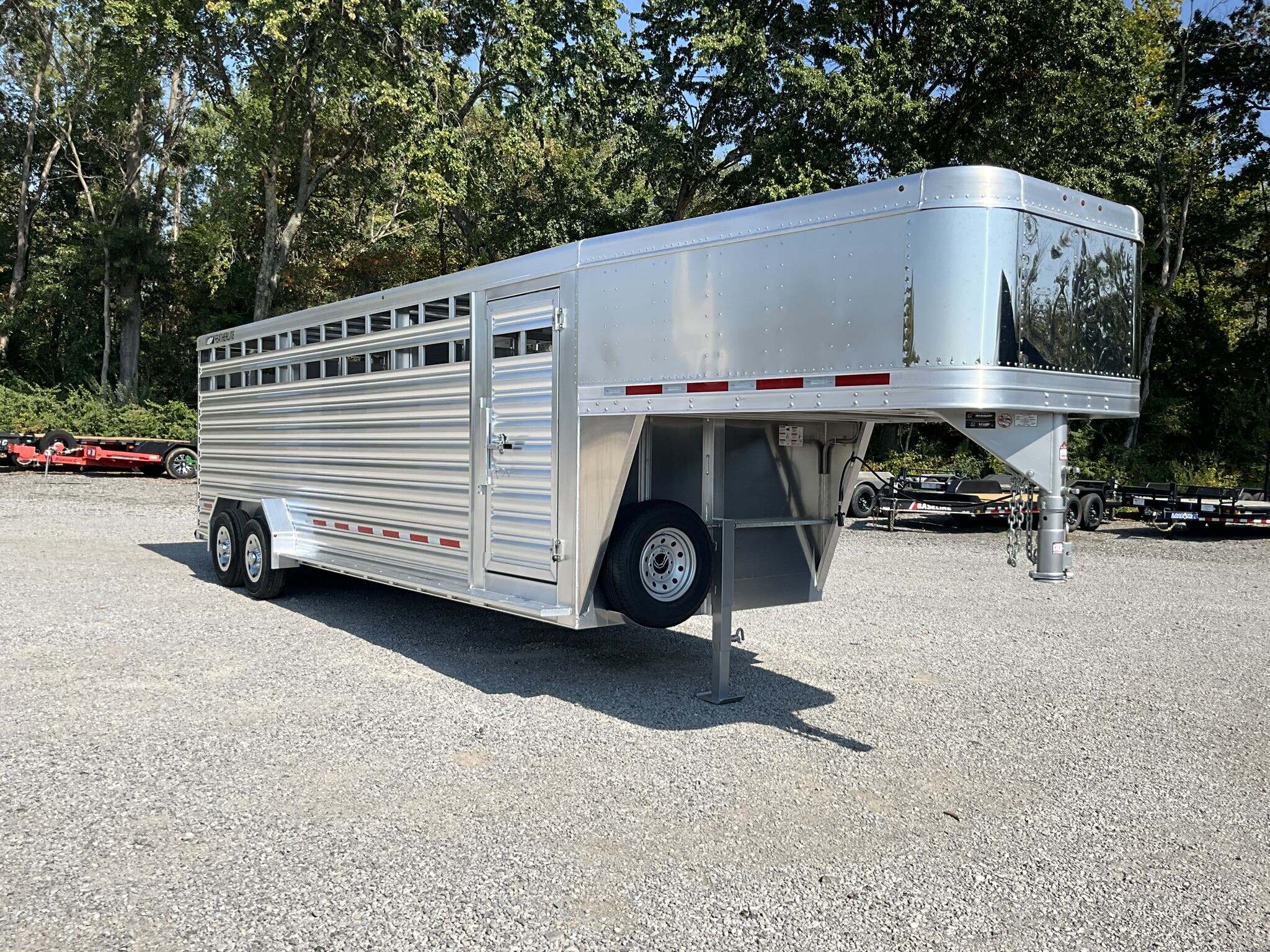 2026 Featherlite 8127-7024 in Mount Vernon, IL