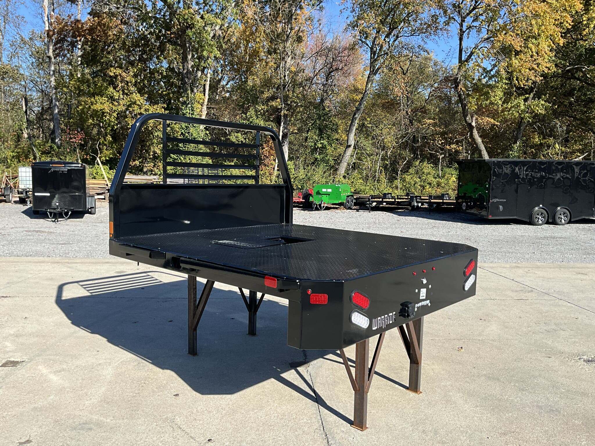 CM TRAILERS WARRIOR-84-84 7 SINGLE WHEEL SHORTBED F/D/C in Mount Vernon, IL