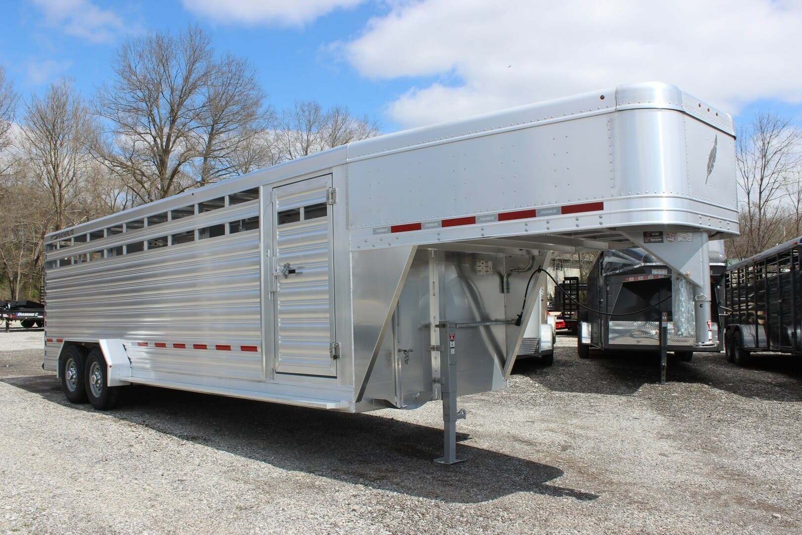 2026 Featherlite 8117-6724 in Mount Vernon, IL