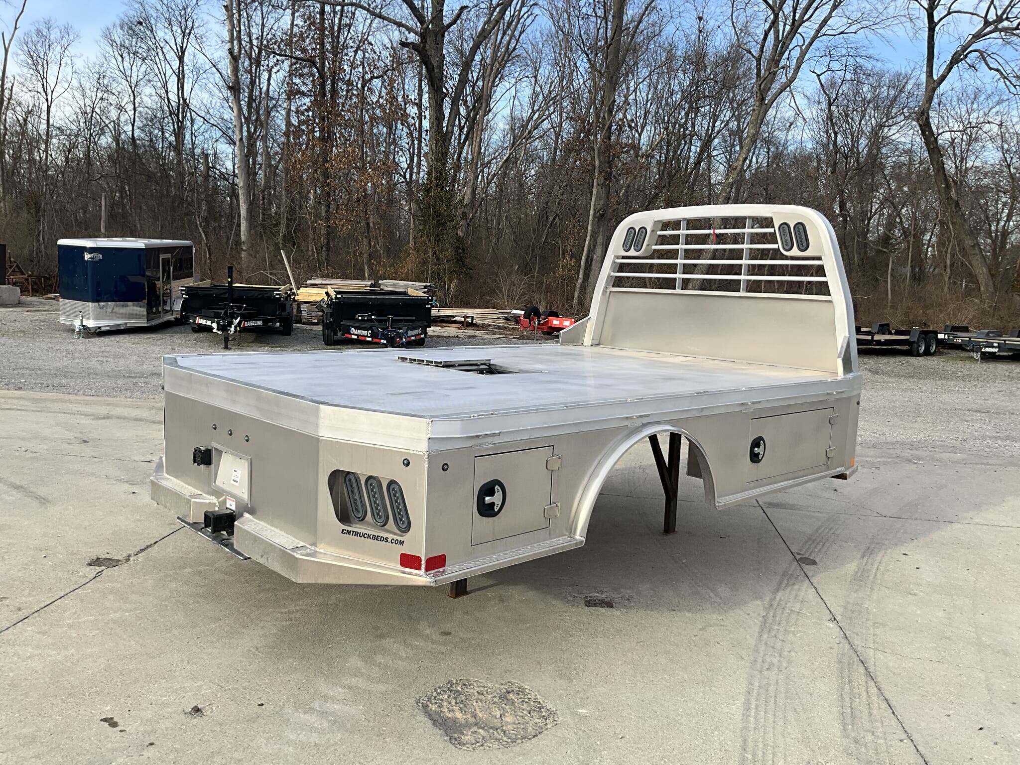 CM TRAILERS ALSK-136/94/84/34 11.4 DUAL WHL CHASSIS in Mount Vernon, IL