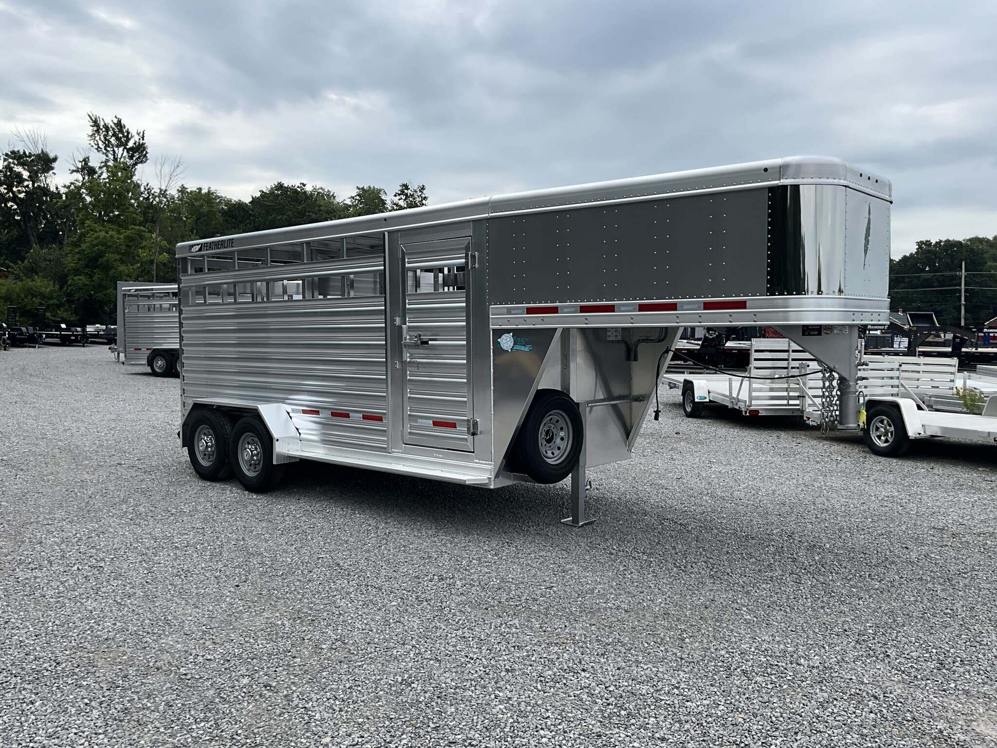2027 Featherlite 8117-6716 in Mount Vernon, IL