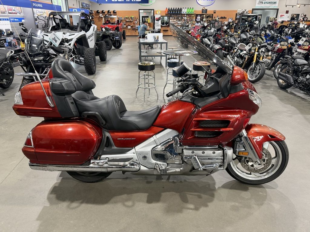 2010 Honda® Gold Wing ABS in Fayetteville, NC