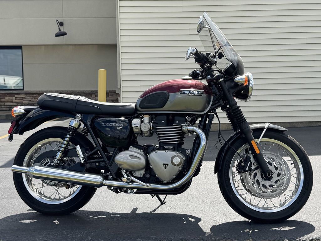 2023 Triumph BONNEVILLE in Monee, IL