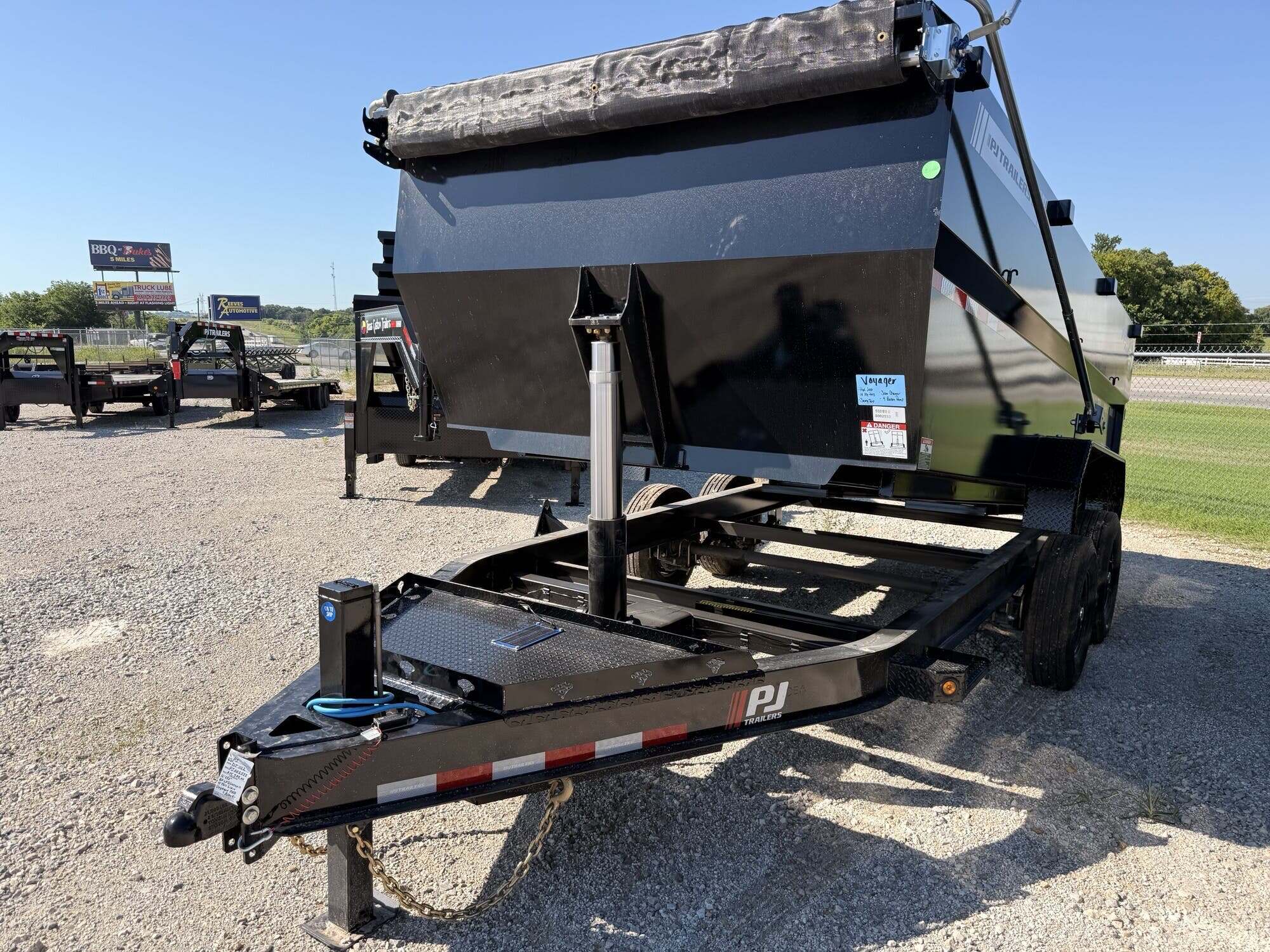 2026 PJ Trailers Dump 16' X 83" BP LP TELESCOPIC 4' SIDES in Decatur, TX