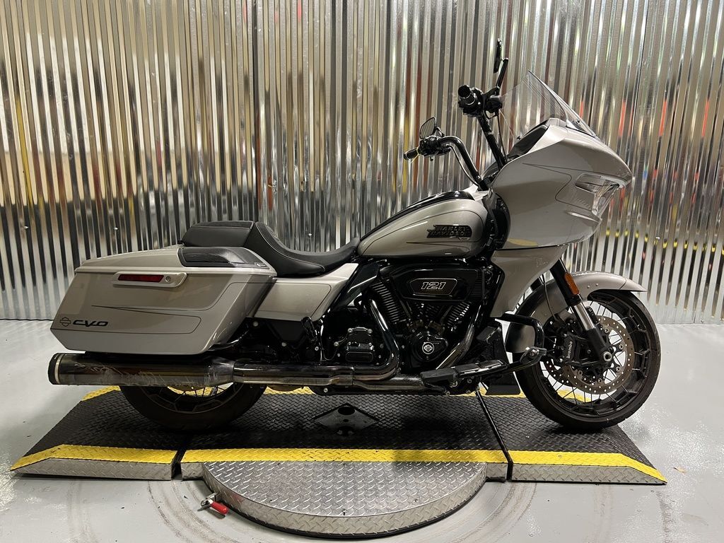 2023 Harley-Davidson® FLTRXSE - CVO Road Glide® CVO CUSTOM in Beaumont, TX