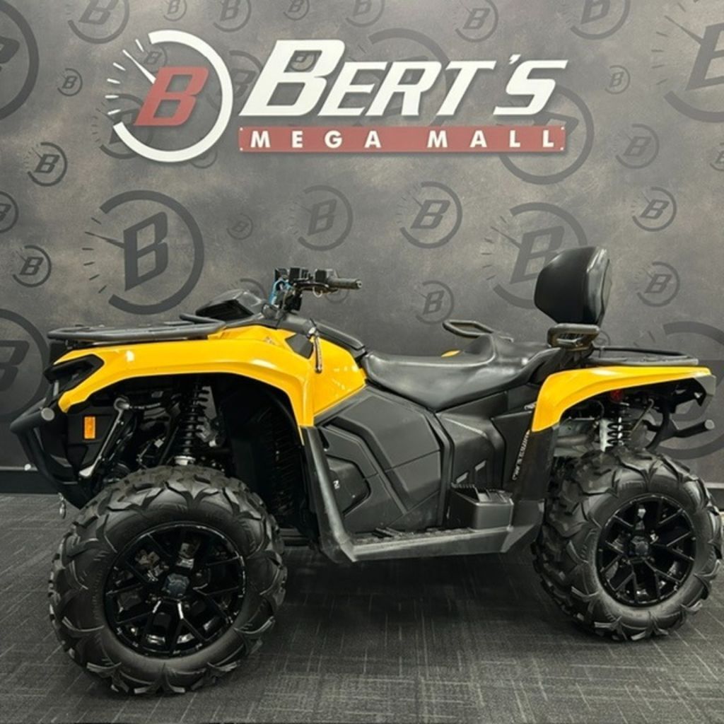 2023 Can-Am 0001YPG00 PRO LIMITED in covina CA