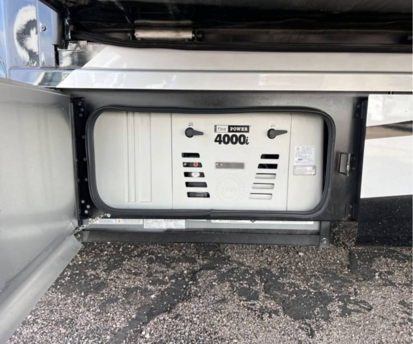 A photo of this 2025 Tiffin WAYFARER 25XLW