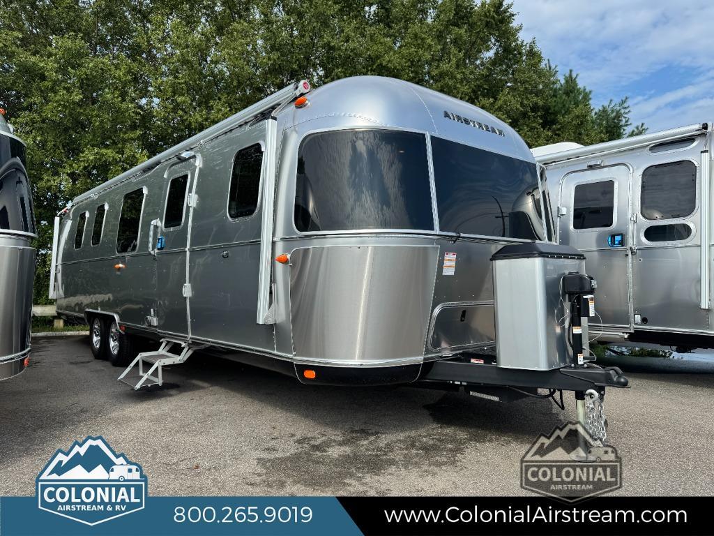 2027 Airstream Classic 33FBQ Queen in millstone township NJ