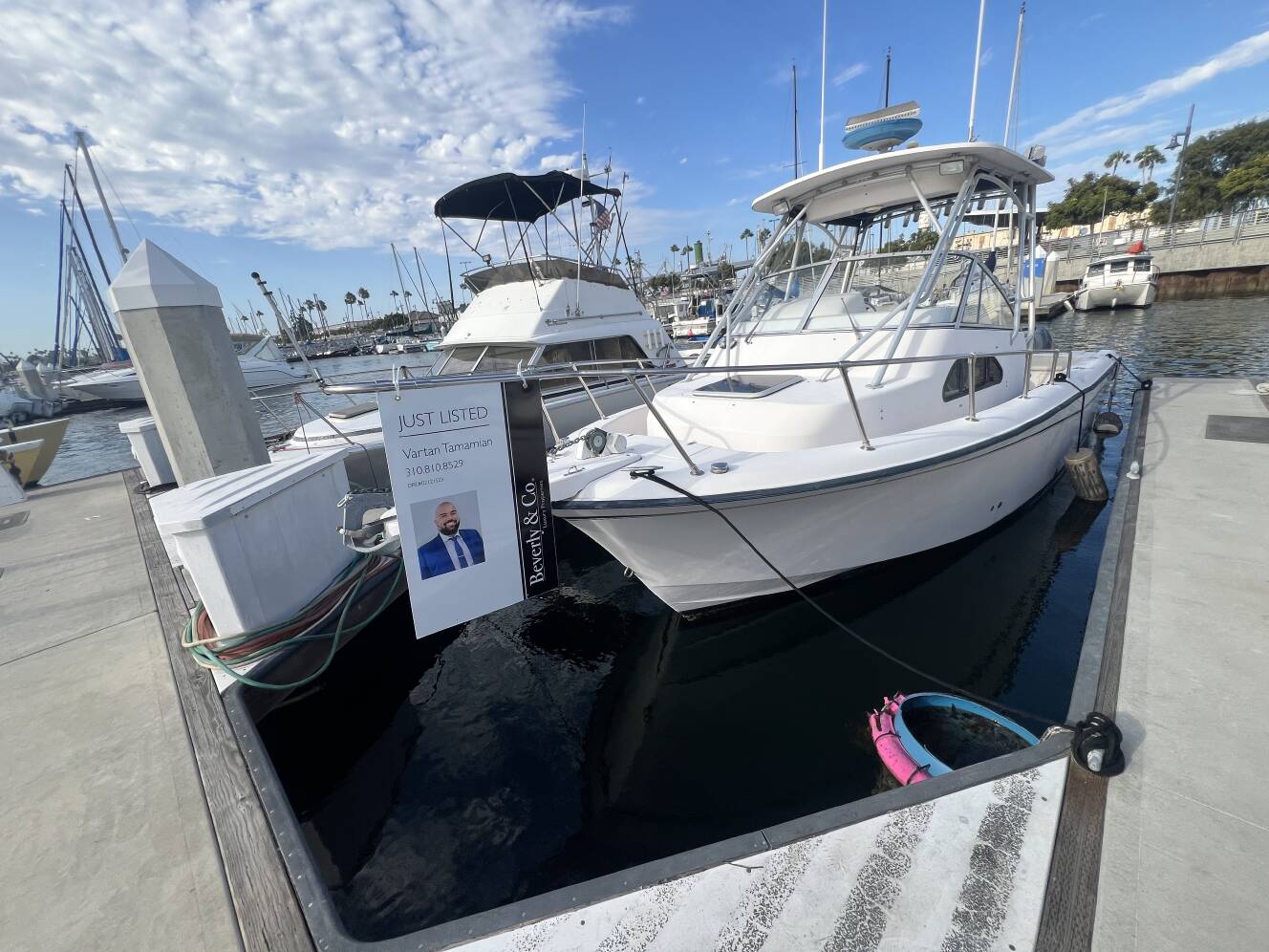 A photo of this 2001 Grady-White 282 SAILFISH