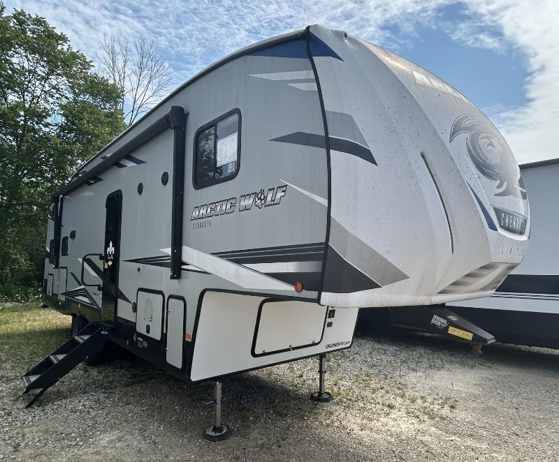 2022 Forest River Cherokee Arctic Wolf 287BH in sturgeon bay WI