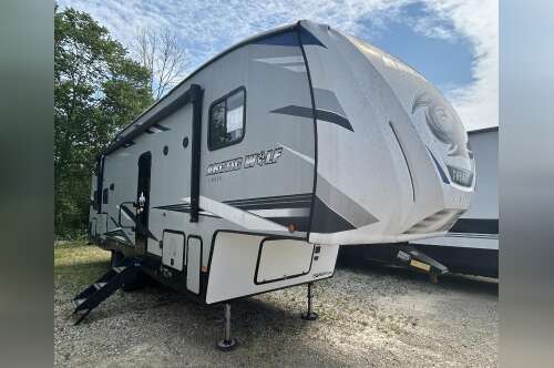 2022 Forest River Cherokee Arctic Wolf 287BH in sturgeon bay WI