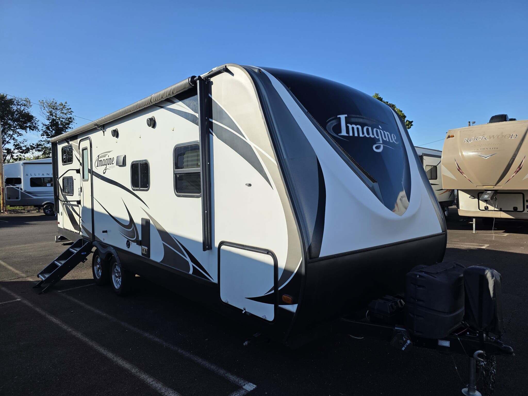 2018 Grand Design Imagine 2400BH in souderton PA