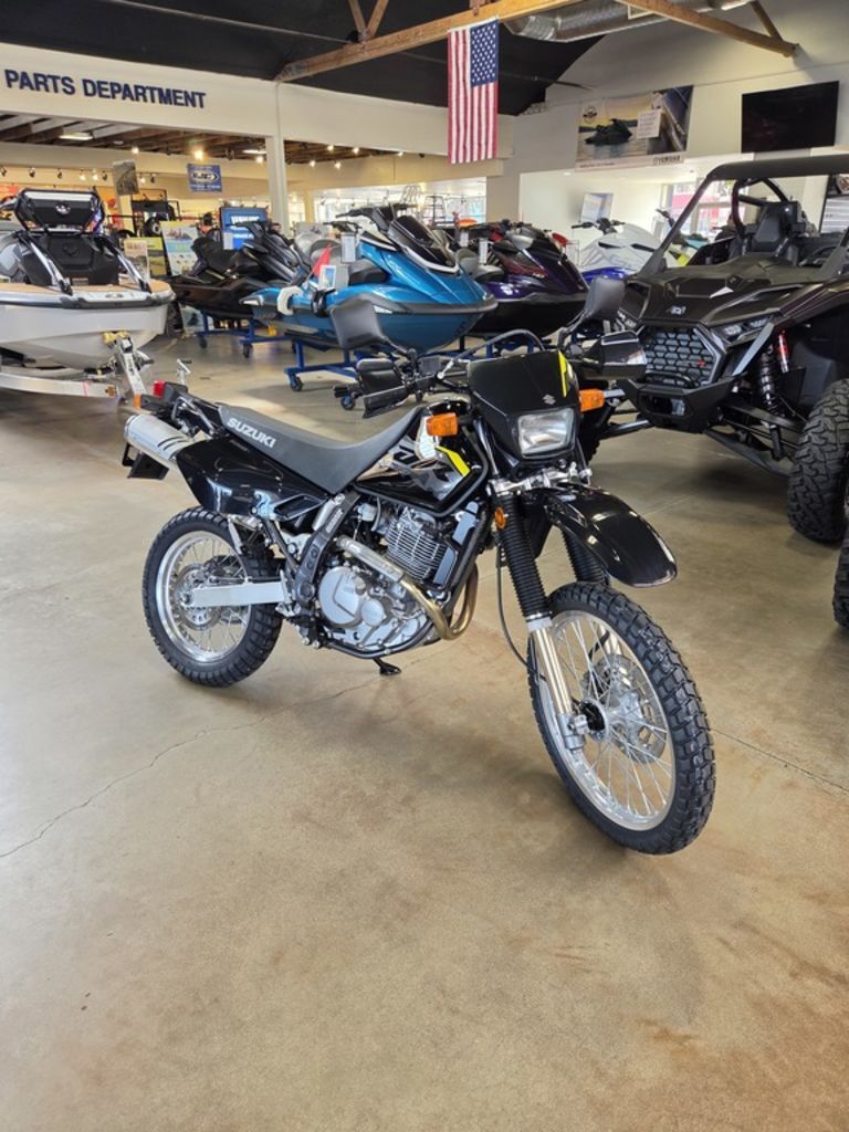 2027 Suzuki DR650SEM7 650 in Bellflower, CA