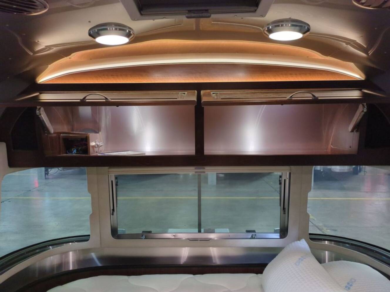 A photo of this 2020 Airstream Classic 33FB Twin