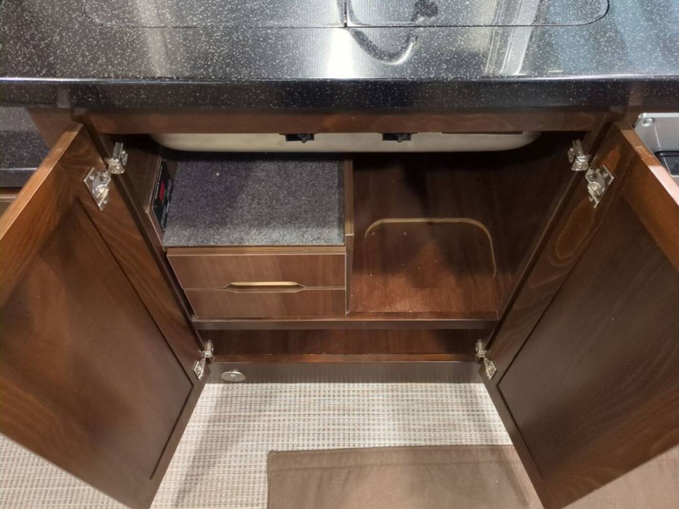 A photo of this 2020 Airstream Classic 33FB Twin