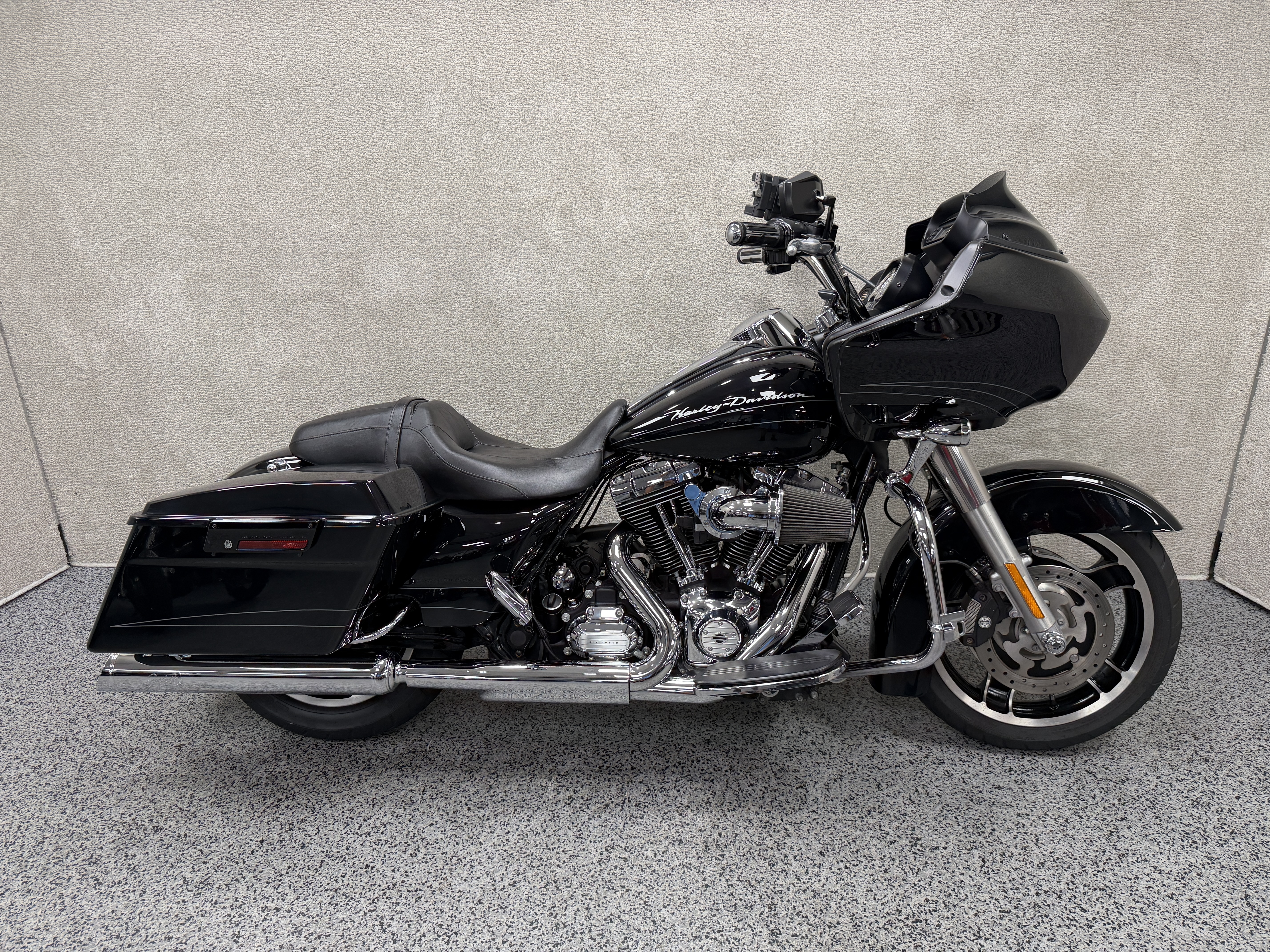 2013 Harley-Davidson Road Glide in Pelham, NH