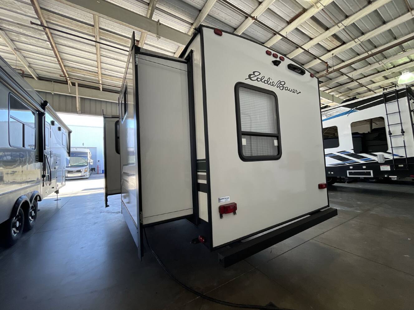 A photo of this 2024 Heartland EDDIE BAUER 324BH-L