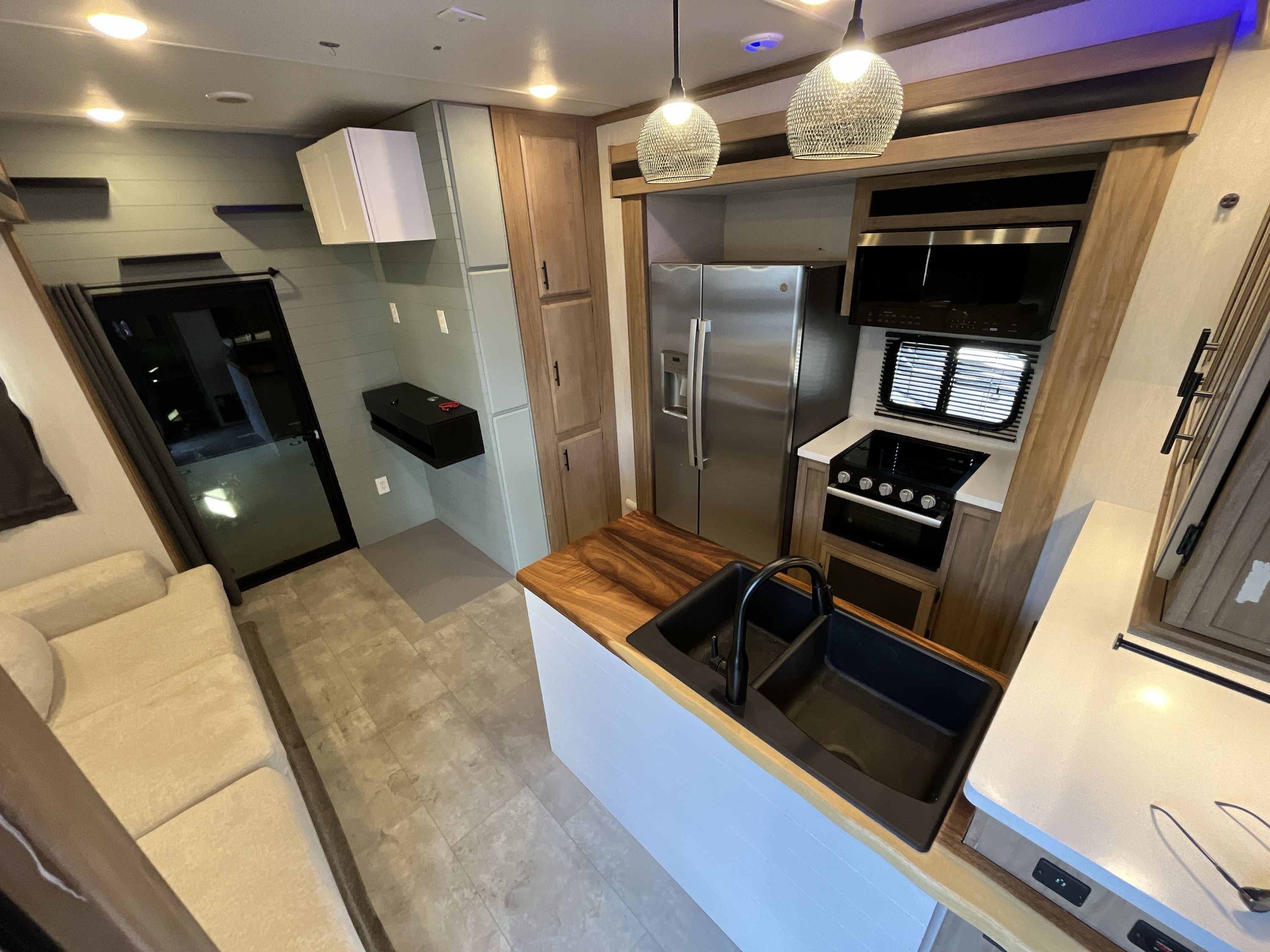 2023 Forest River ROGUE ARMORED 351G2 in san diego CA