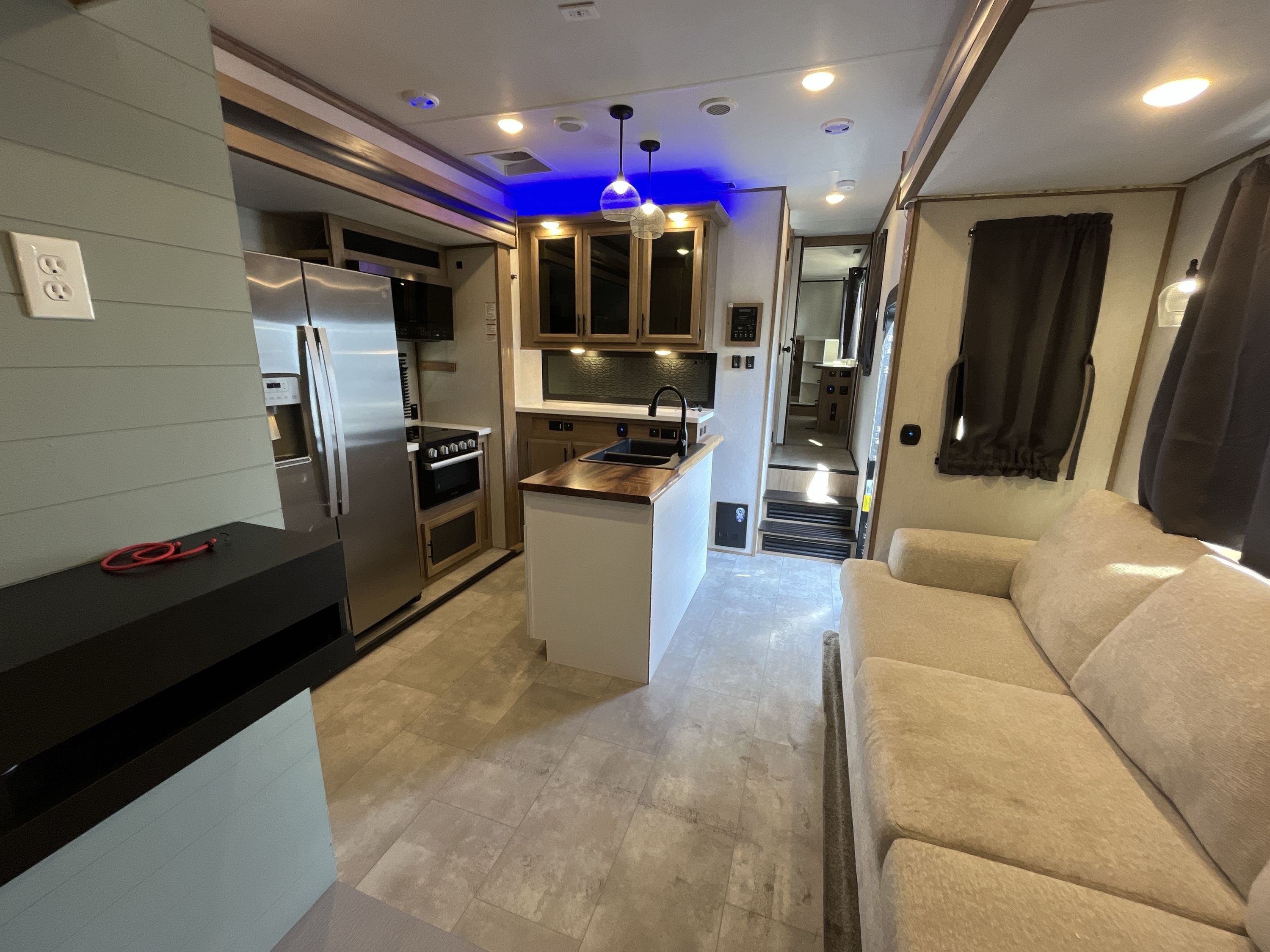 2023 Forest River ROGUE ARMORED 351G2 in san diego CA