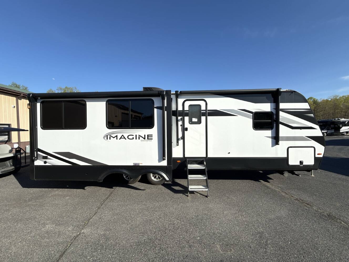A photo of this 2024 Grand Design IMAGINE 2970RL