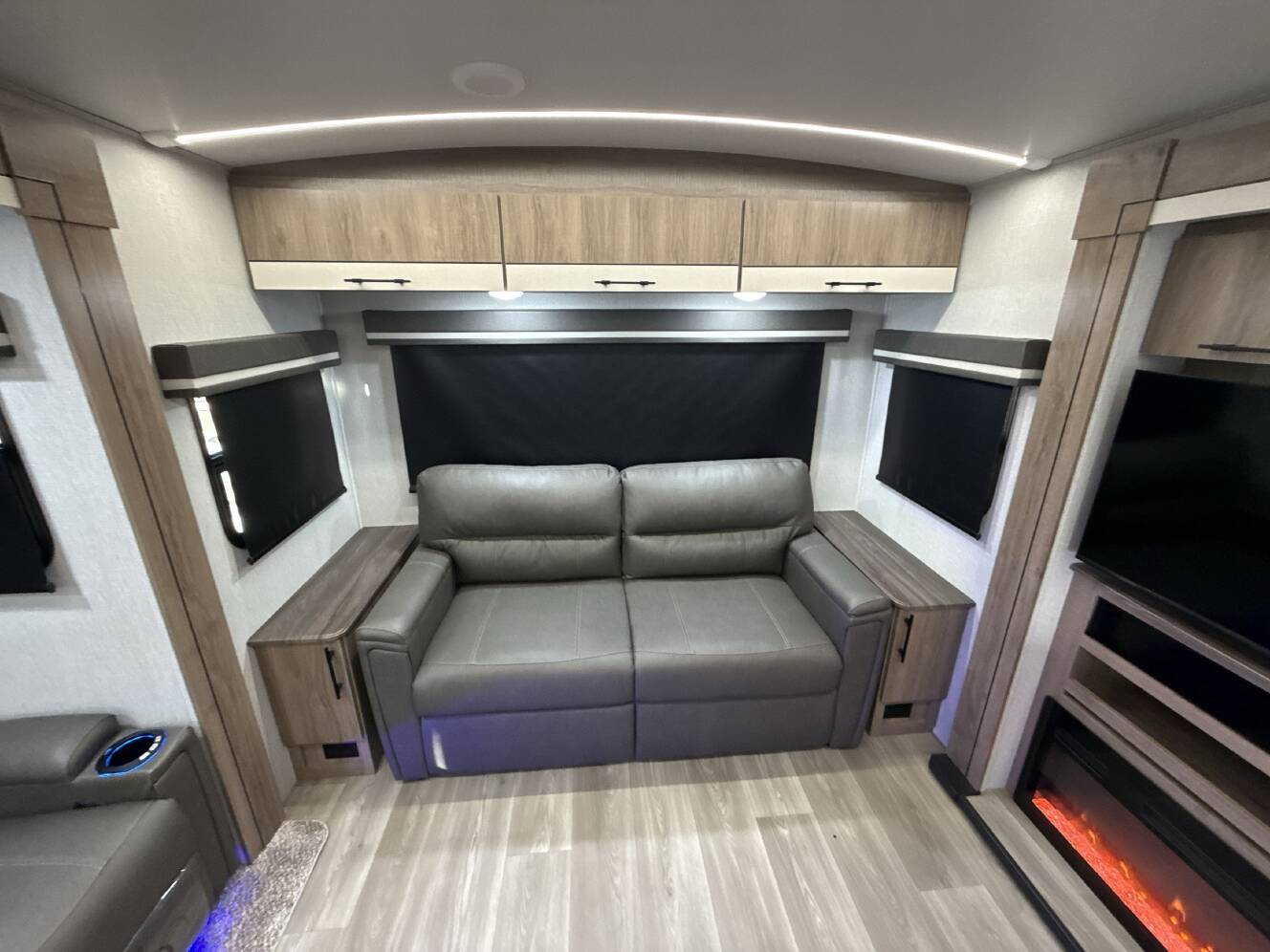 A photo of this 2024 Grand Design IMAGINE 2970RL