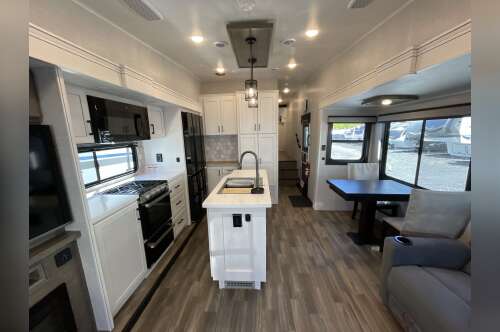 2025 Jayco EAGLE 355MBQS in lakewood NJ