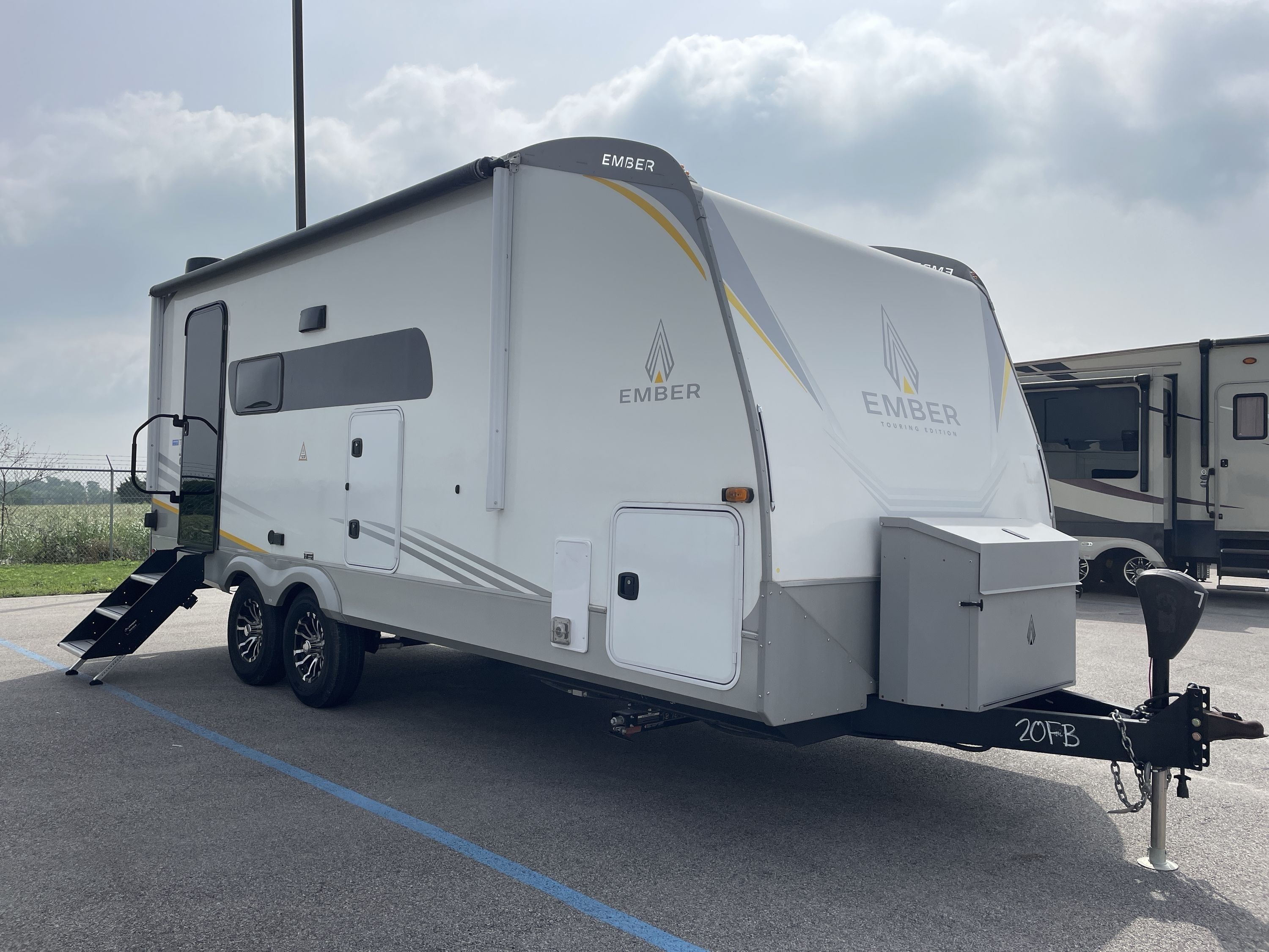 2023 Ember TOURING 20FB in alvarado TX