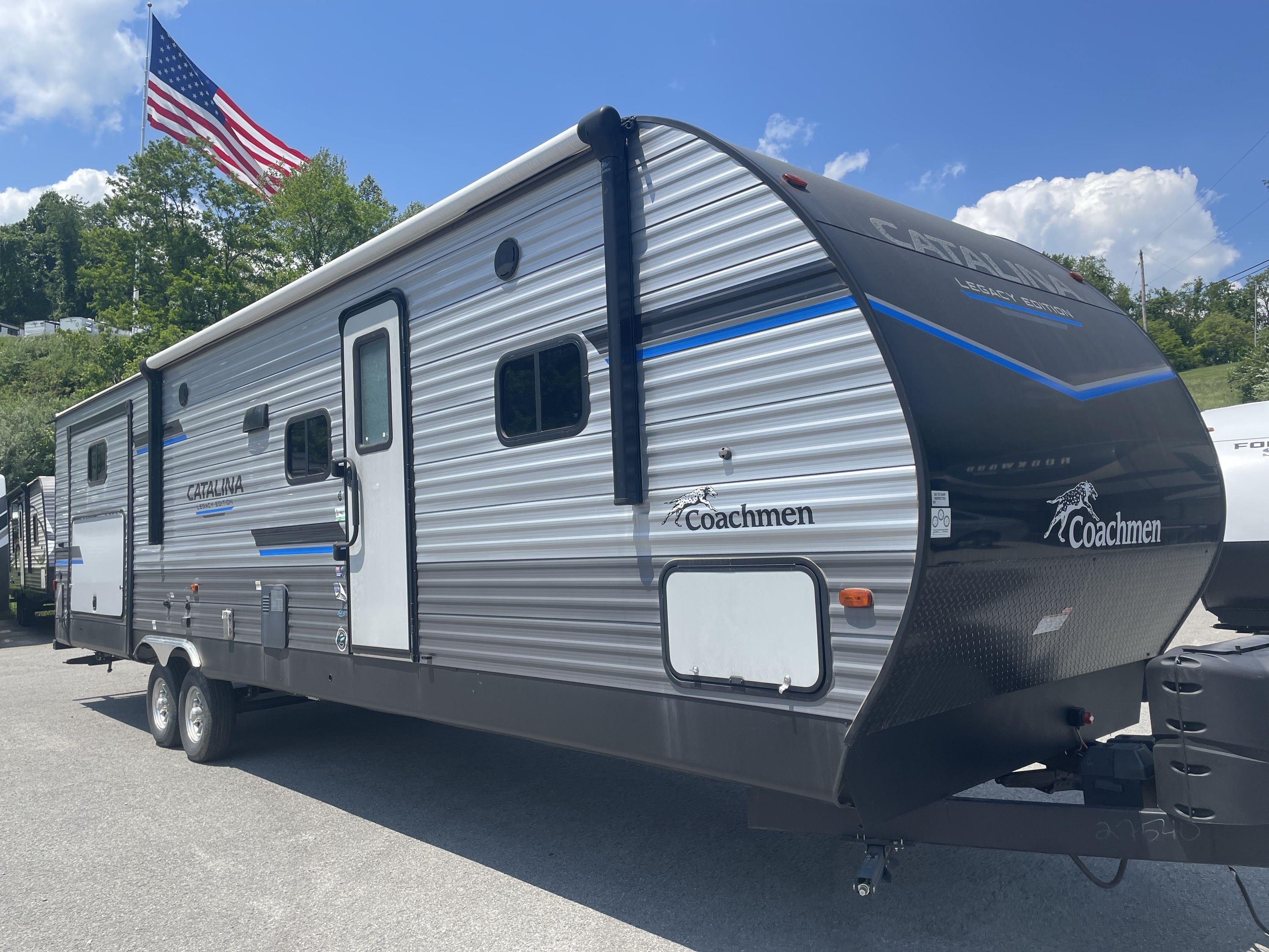 2023 Coachmen CATALINA LEGACY 323QBTSCK in fairmont WV