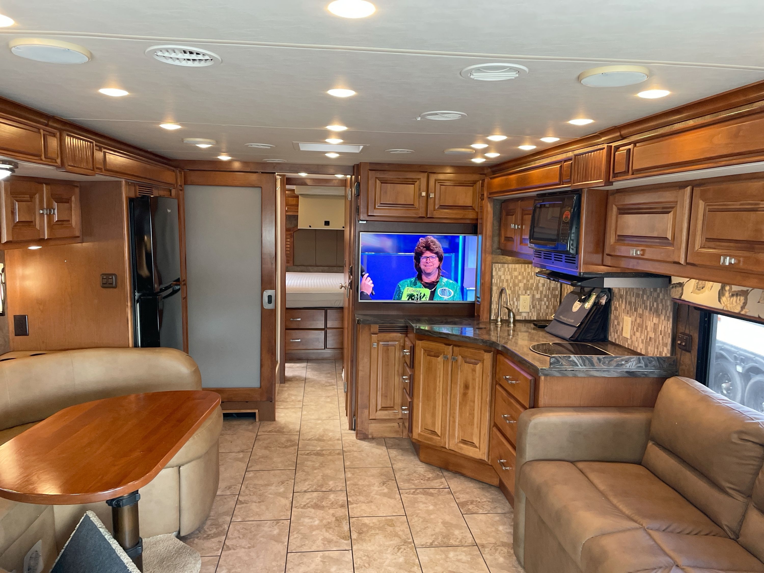 2015 Tiffin ALEGRO BREEZE 32BR in dover FL