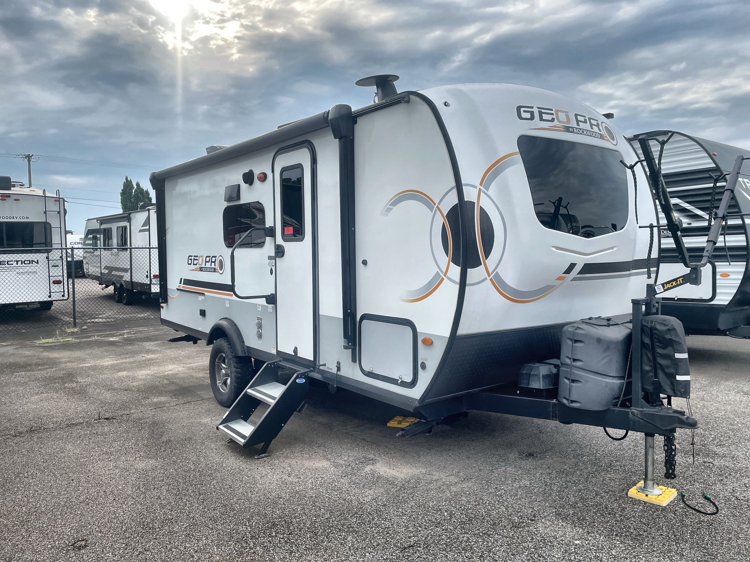 2022 Forest River ROCKWOOD GEO-PRO 20BHS RV