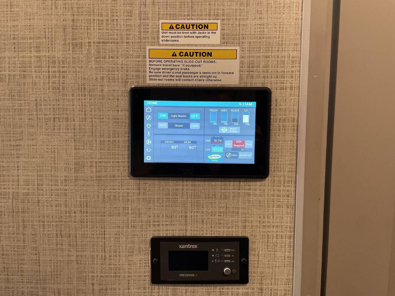 A photo of this 2023 Thor PASADENA 38BX