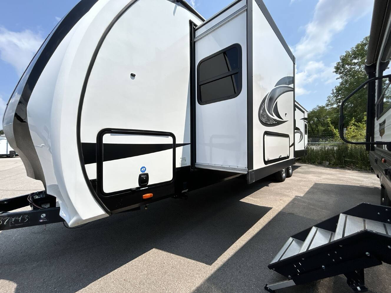 A photo of this 2022 Grand Design REFLECTION 315RLTS