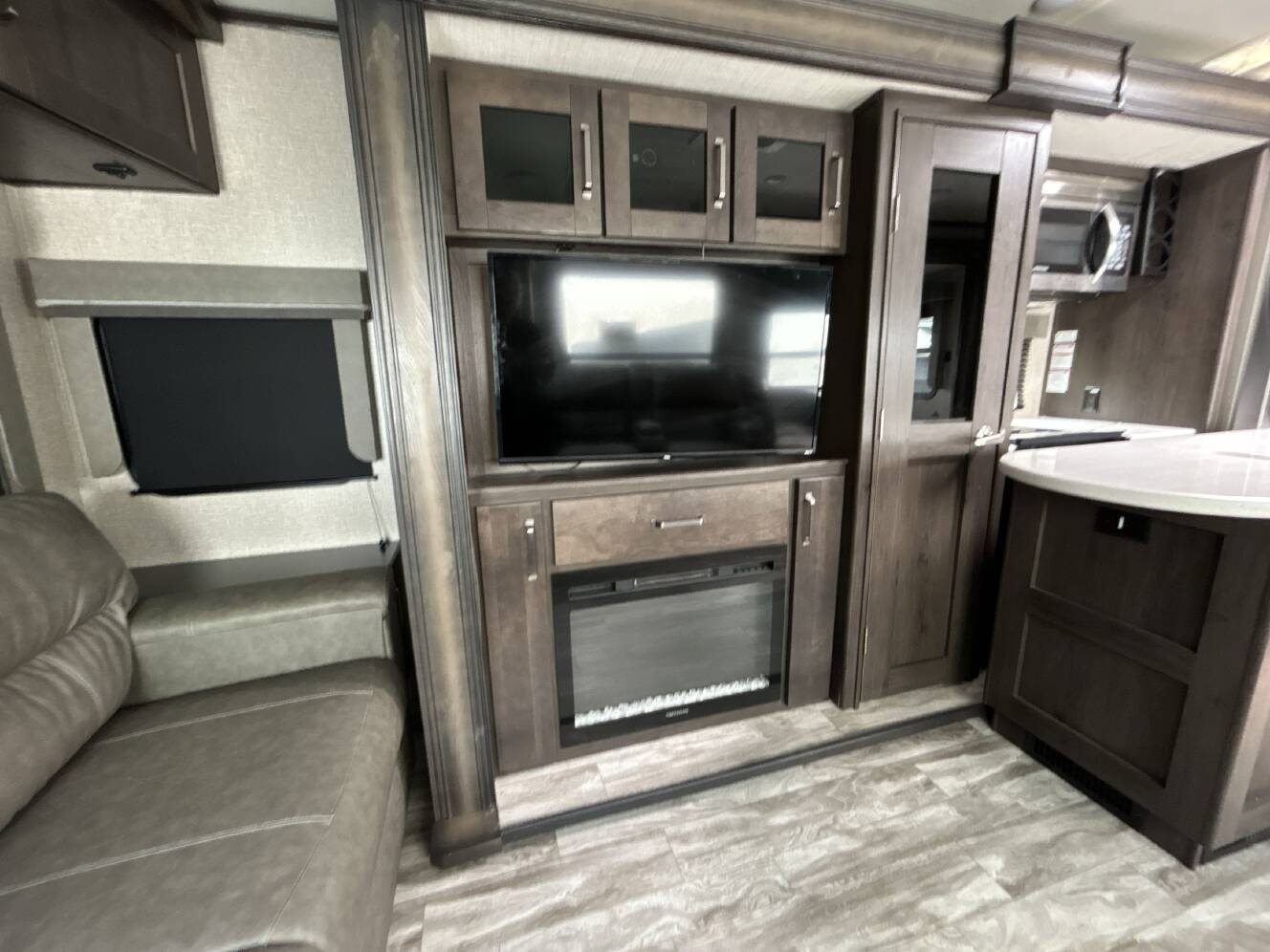 A photo of this 2022 Grand Design REFLECTION 315RLTS