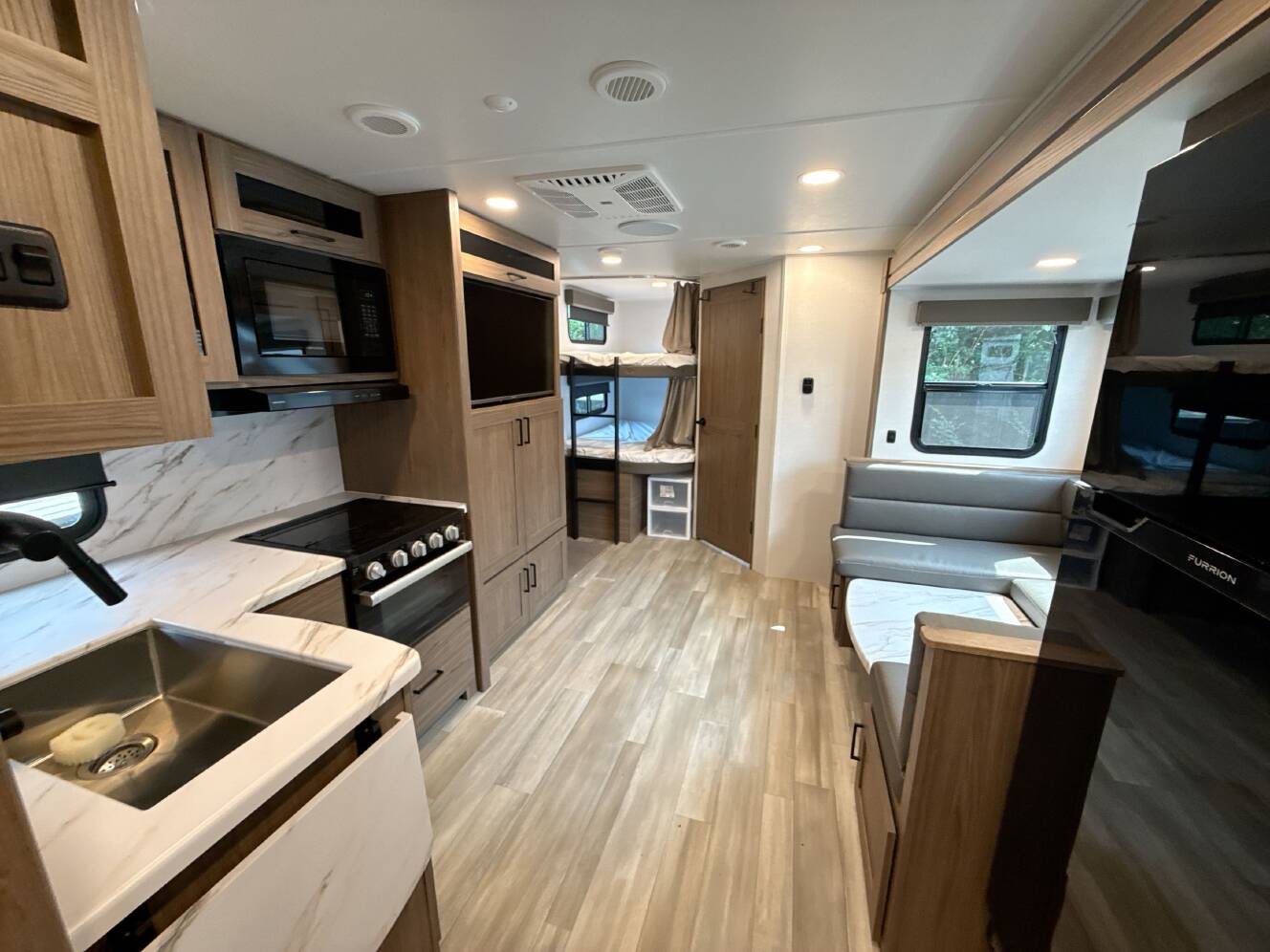 A photo of this 2024 Alliance DELTA 251BH